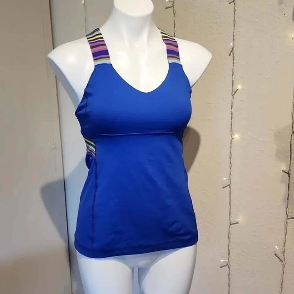 Lululemon Racerback top size 6‎